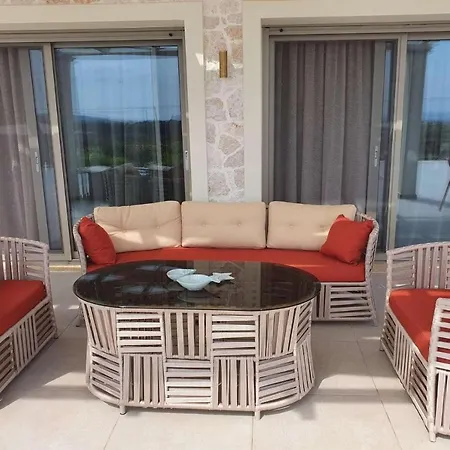 Zoe Trapezaki (Kefalonia)