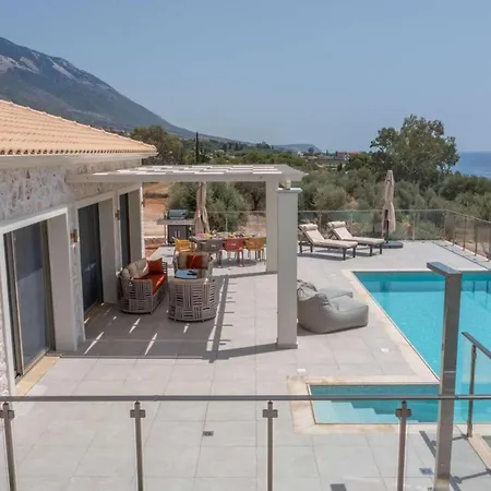 Zoe Trapezaki (Kefalonia)