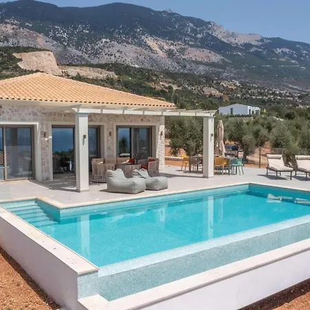 Zoe * Trapezaki (Kefalonia)